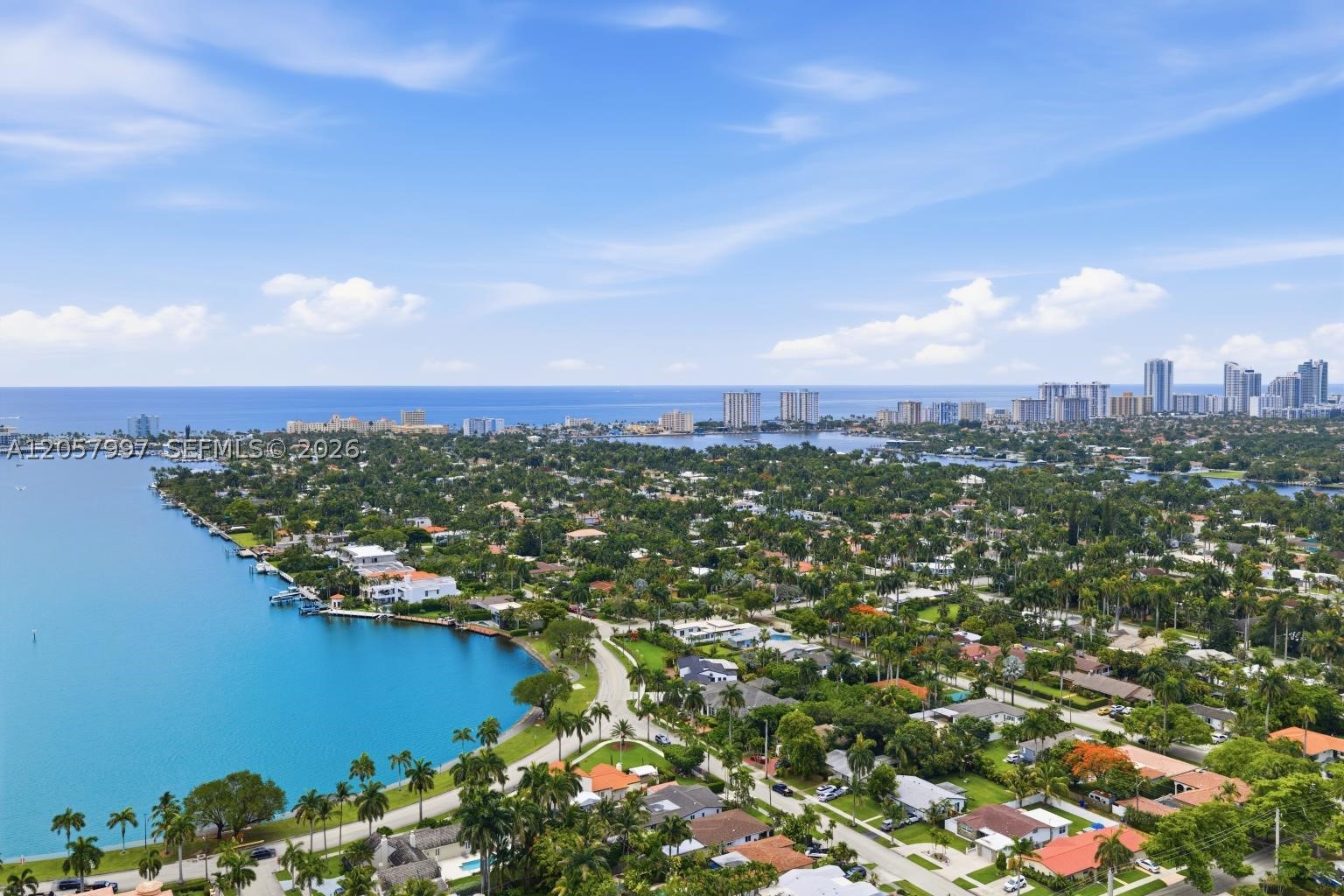 HOLLYWOOD LAKES SECTION - Residential