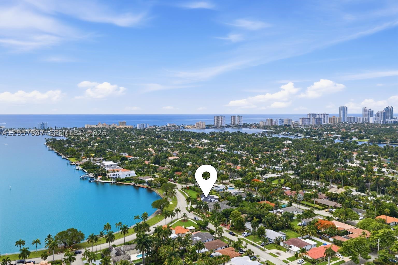 HOLLYWOOD LAKES SECTION - Residential