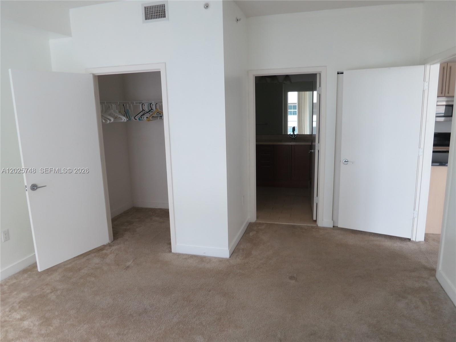 THE AXIS ON BRICKELL II C - Residential Lease
