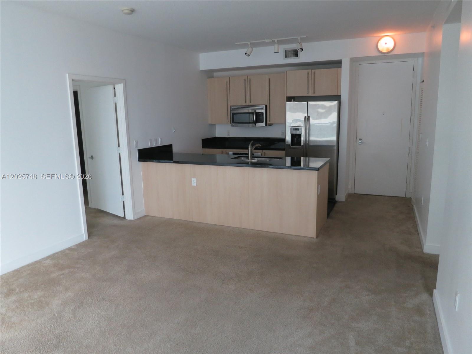 THE AXIS ON BRICKELL II C - Residential Lease