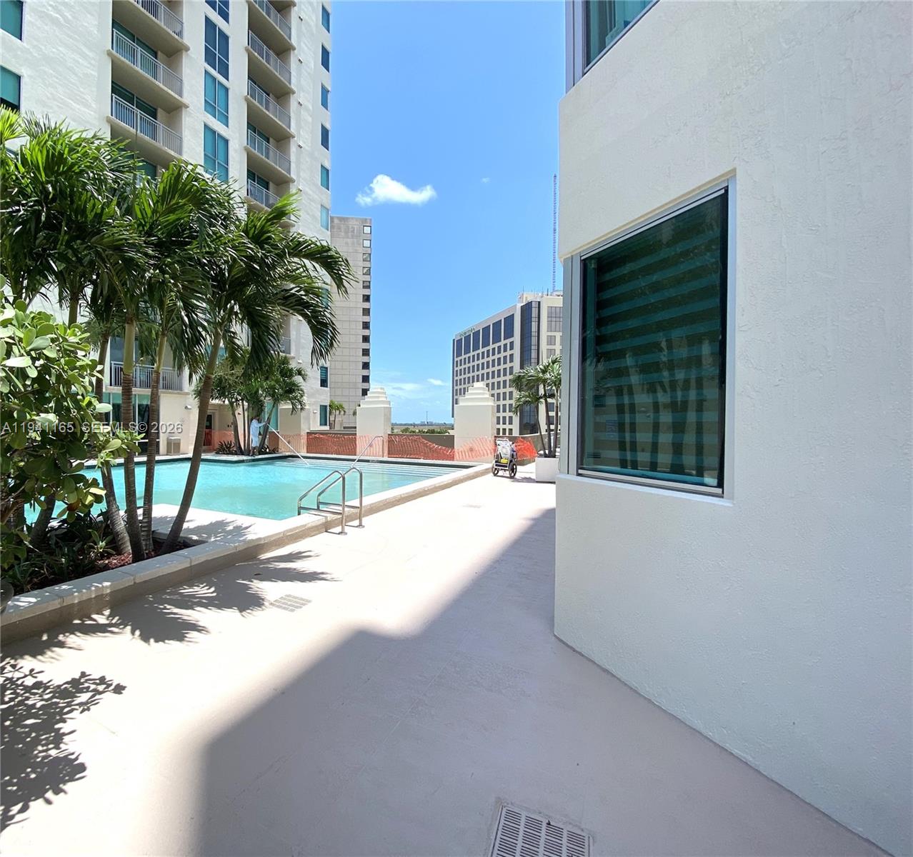METROPOLIS II AT DADELAND - Residential