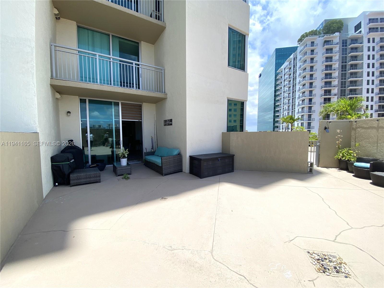METROPOLIS II AT DADELAND - Residential