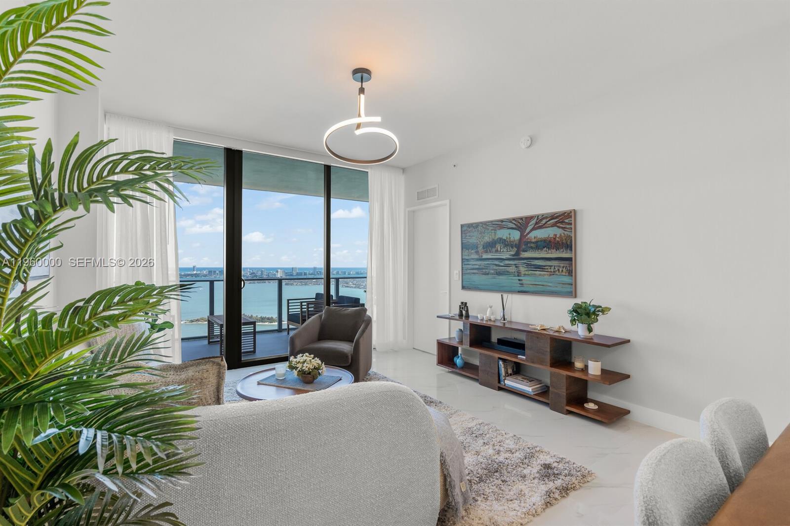 ARIA RESERVE - Residential Lease