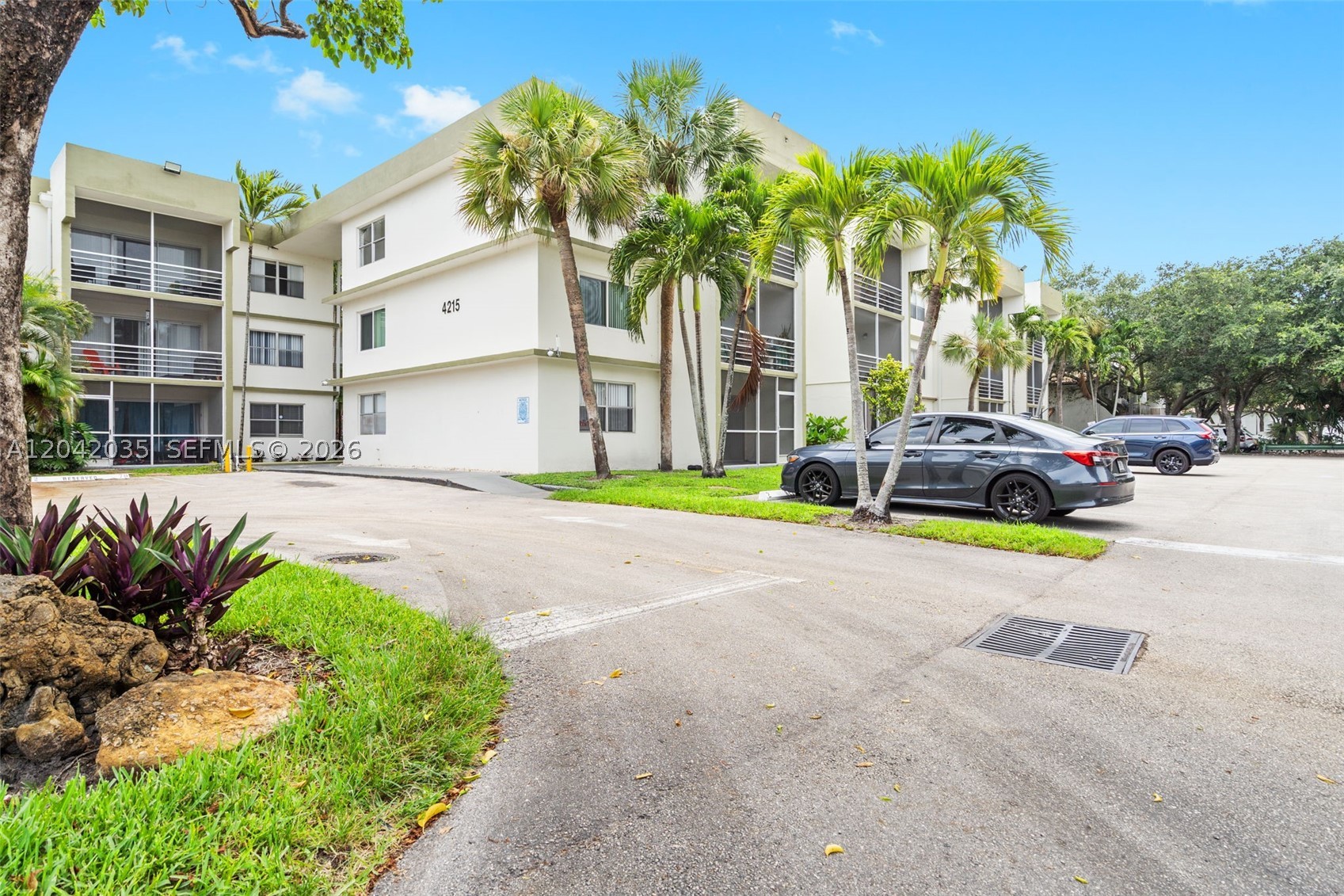This beautifully updated residence is ideally situated in the heart of Sunrise, offering convenience and modern style. The home features tile flooring throughout the main living areas and elegant new vinyl flooring in the bedrooms. The remodeled kitchen showcases brand-new cabinetry, countertops, and stainless-steel appliances. Bright and inviting, this unit is filled with natural light, creating a warm and welcoming atmosphere—a wonderful opportunity for buyers seeking a move-in-ready home in a centrally located community. Don't miss the chance to show this exceptional property to your clients!