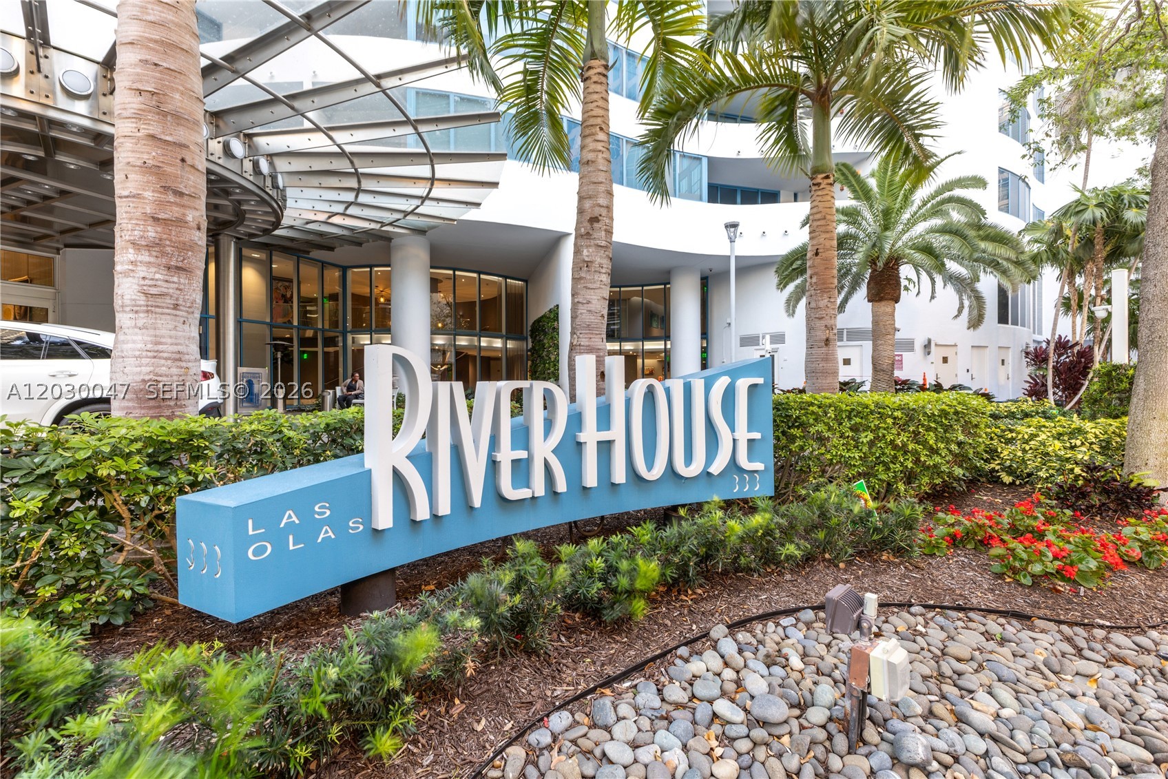 LAS OLAS RIVER HOUSE COND - Residential Lease
