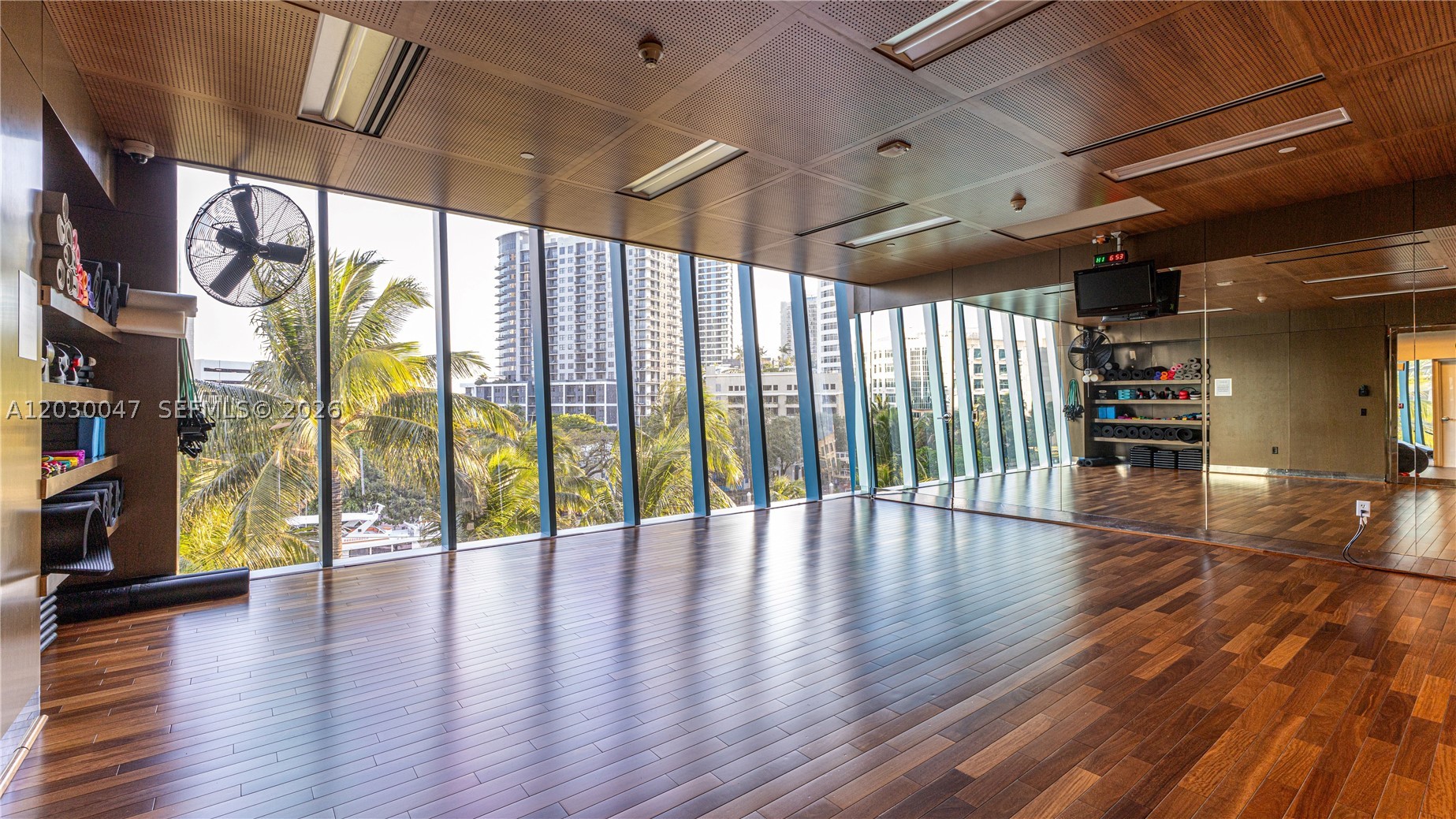 LAS OLAS RIVER HOUSE COND - Residential Lease