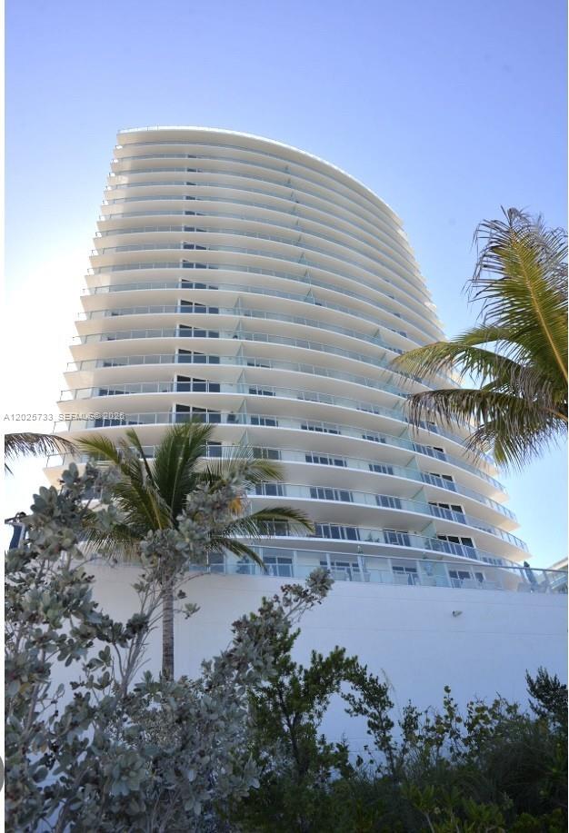 Magnificent 3 bedrooms, 3.5 bathrooms plus Den, ocean front condo, Monogram Appliances, large balcony, European style cabinetry. Unit comes with 5 covered parking spaces and storage. Amenities include Swimming pool, Fitness center, Club room, Theater, Spa, Beach service. Easy to show. Text to Listing Agent
