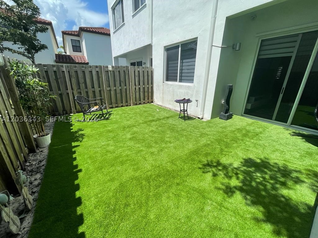 DORAL PALMS NORTH - Residential