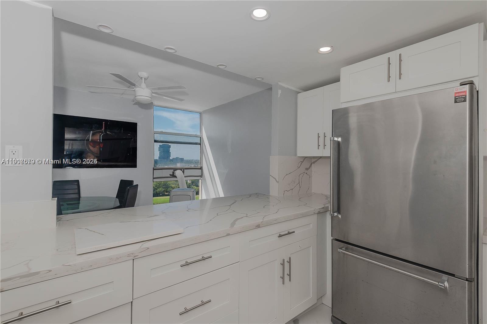 CORONADO CONDO- TOWER II - Residential