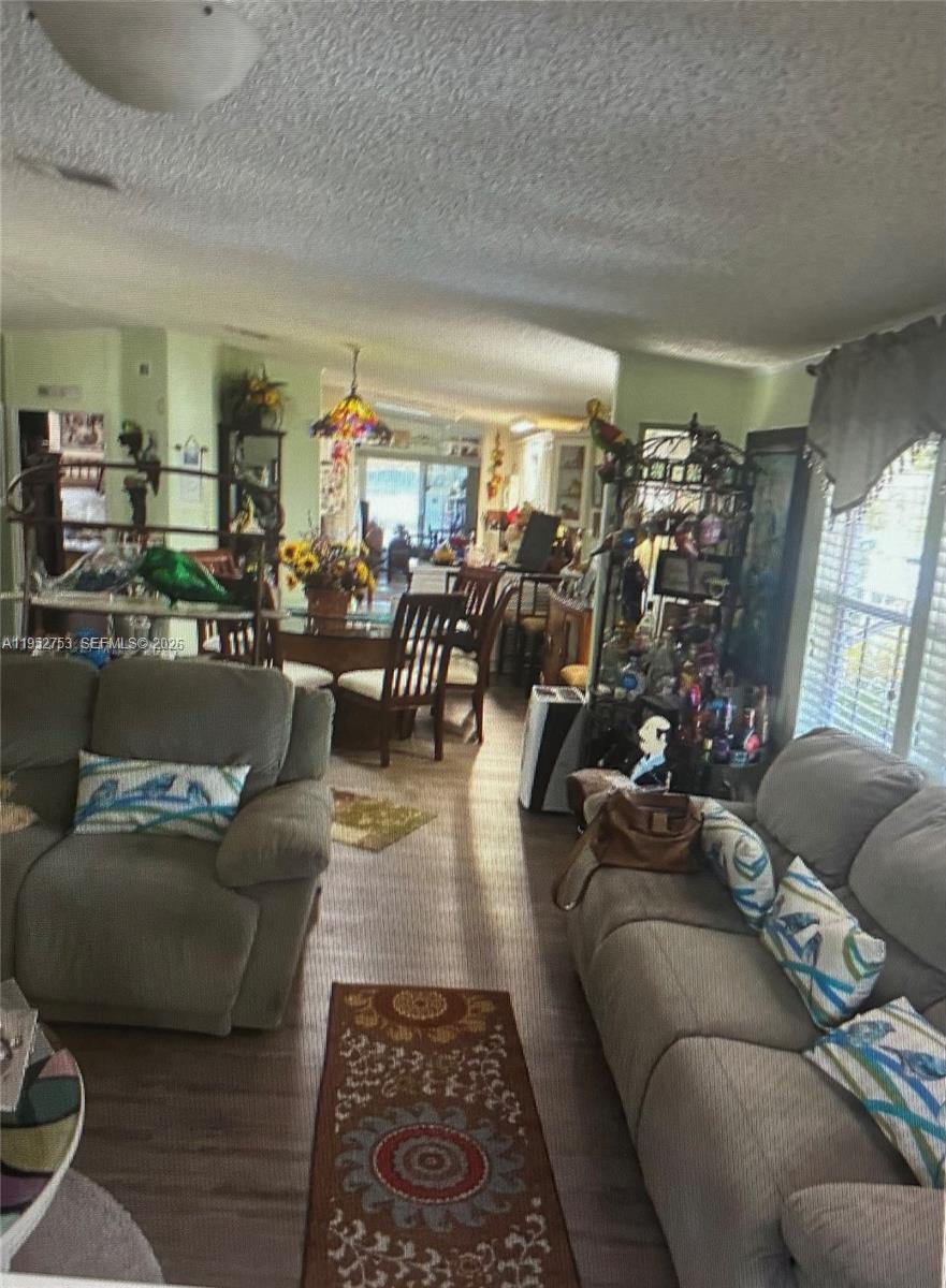 GATEWAY ESTATES PARK COND - Residential
