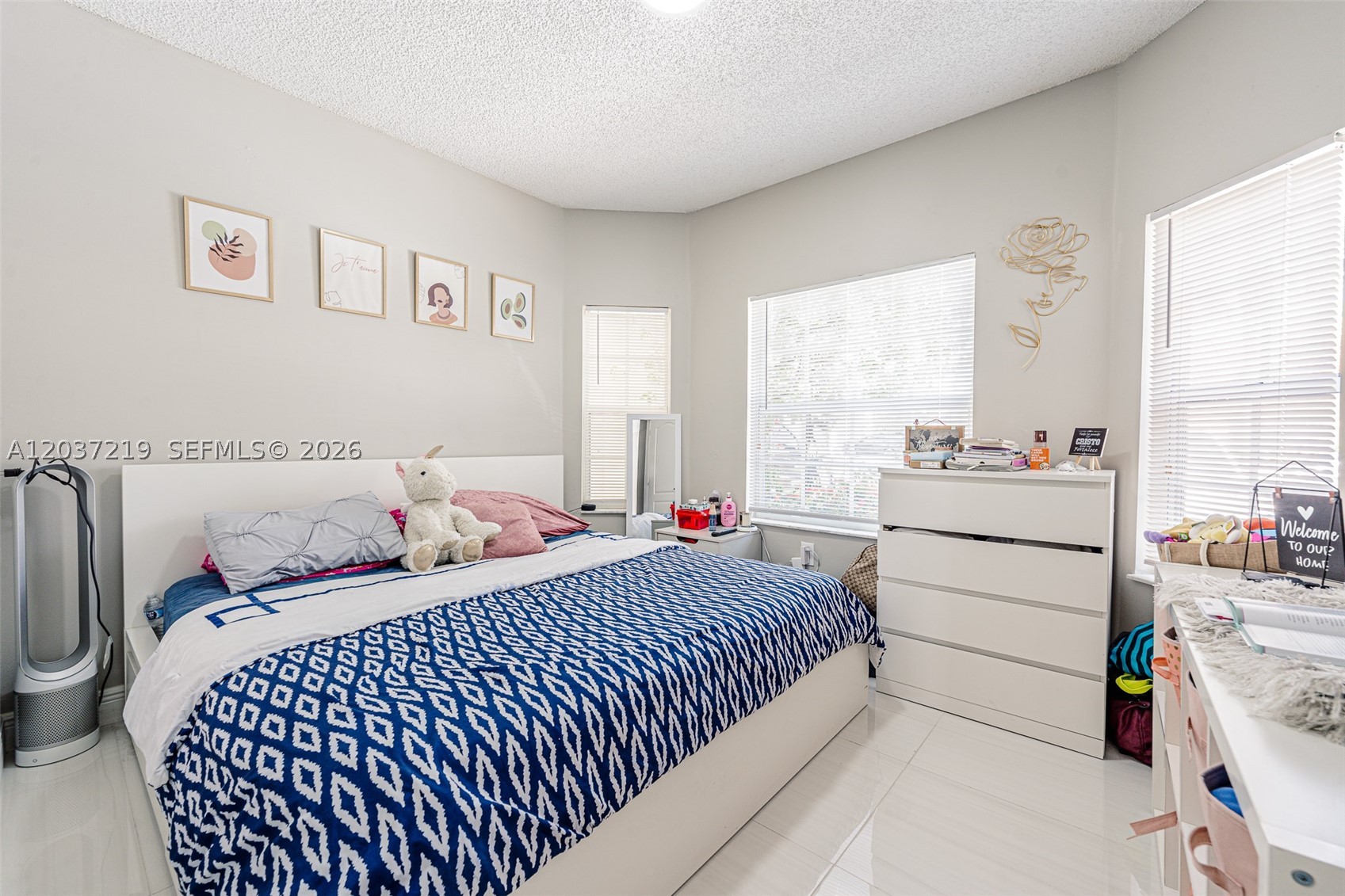 FOREST LAKES COUNTRY GARD - Residential Lease
