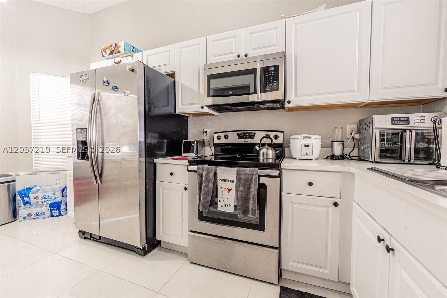 FOREST LAKES COUNTRY GARD - Residential Lease