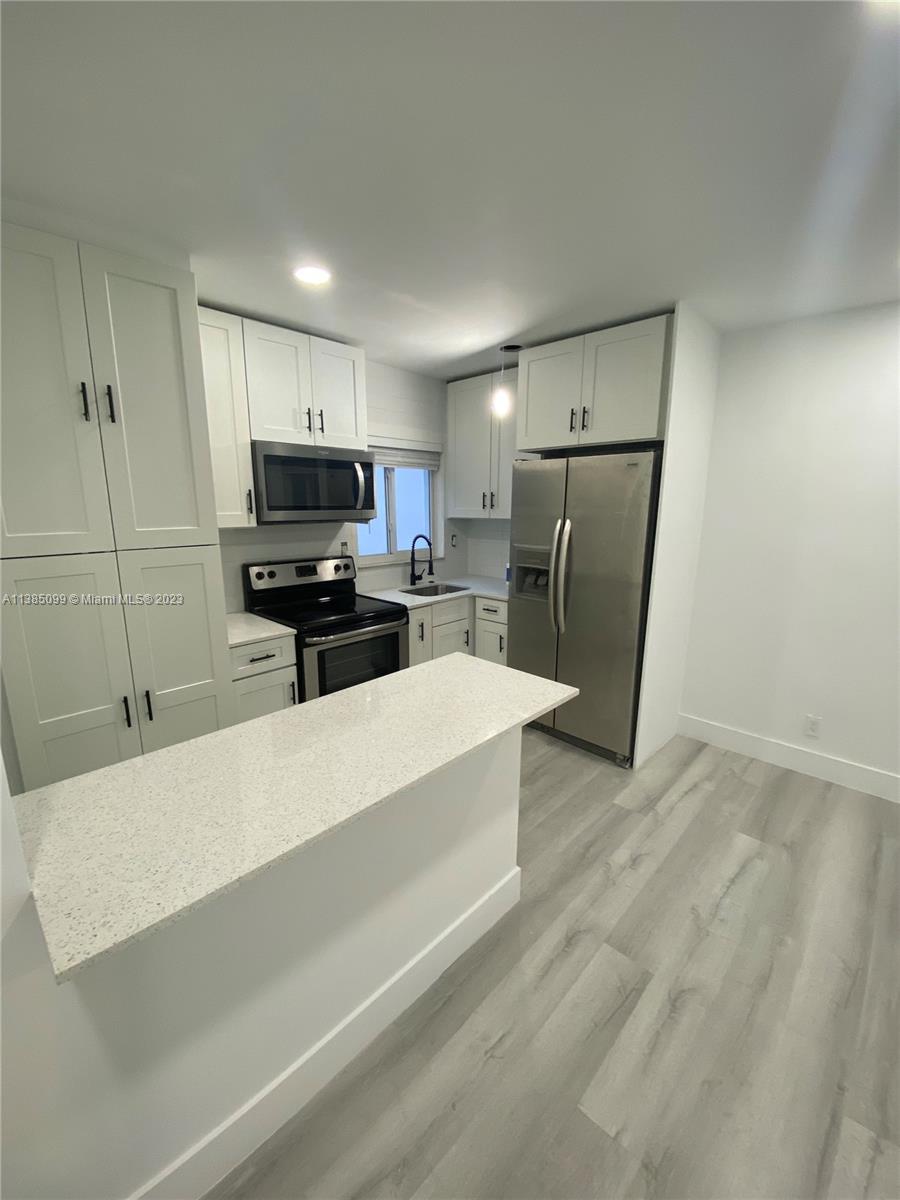 COCO PALM CONDO - Residential Lease