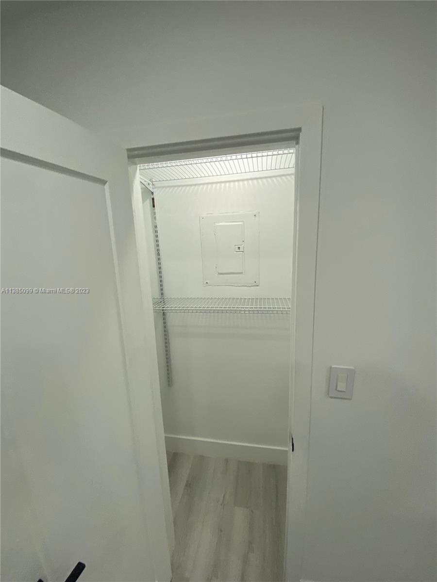 COCO PALM CONDO - Residential Lease