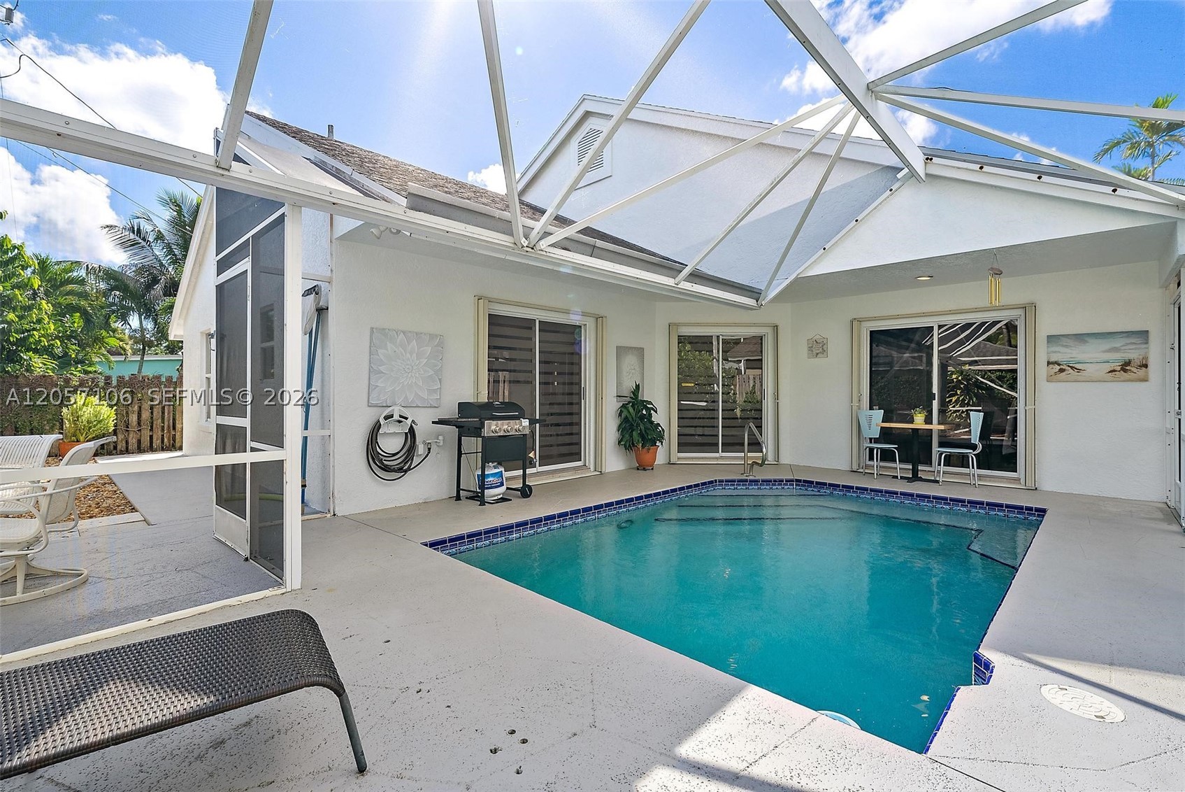NORTH PALM BEACH HEIGHTS - Residential