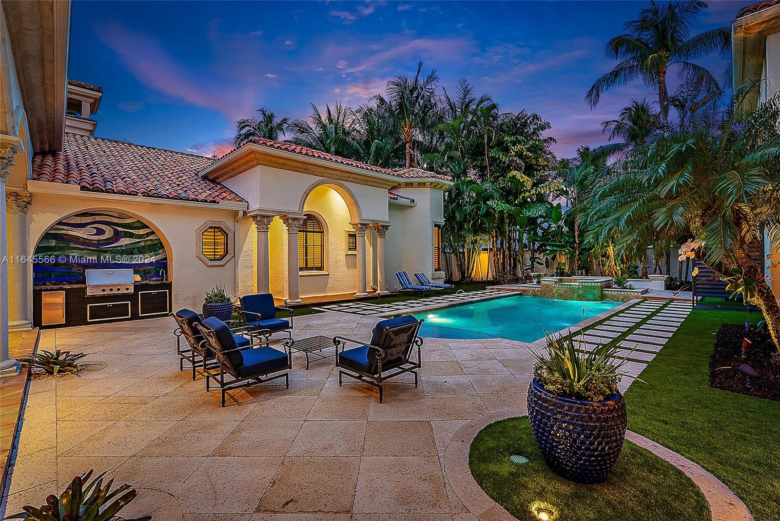 Admirals Cove - Residential