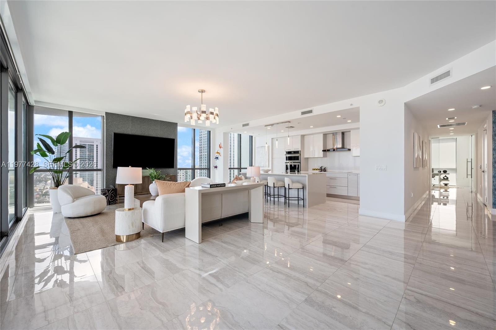 2 bedroom 2 bathroom plus an office. Office can be converted back into a bedroom! Experience elevated living in this exceptional luxury condo in the heart of Fort Lauderdale. This beautifully designed residence features modern finishes, spacious living areas, and abundant natural light. Enjoy premier amenities and an unbeatable location just minutes from the beach!