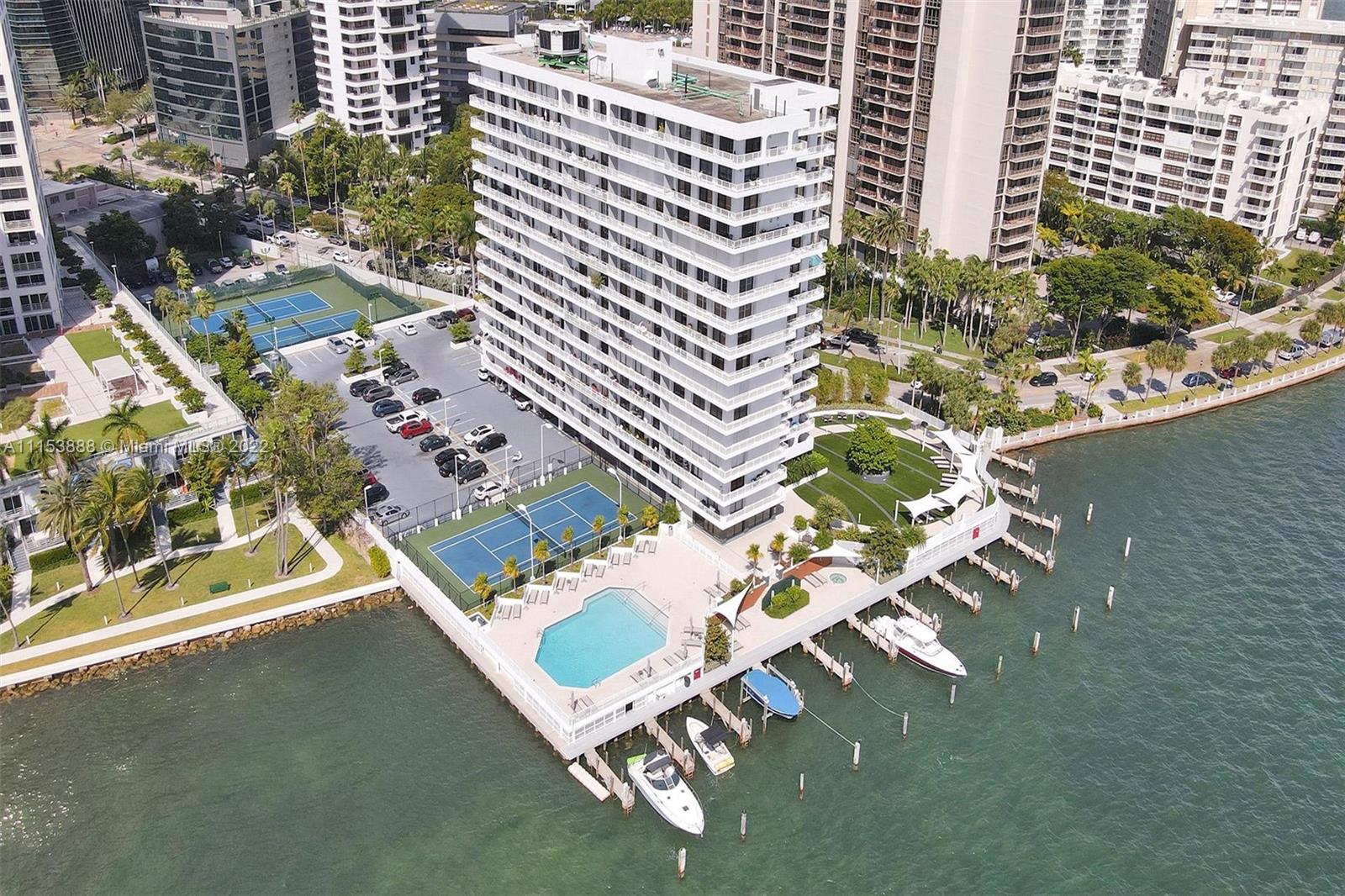 BRICKELL HARBOUR CONDO - Residential