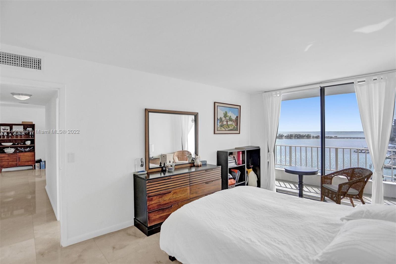 BRICKELL HARBOUR CONDO - Residential