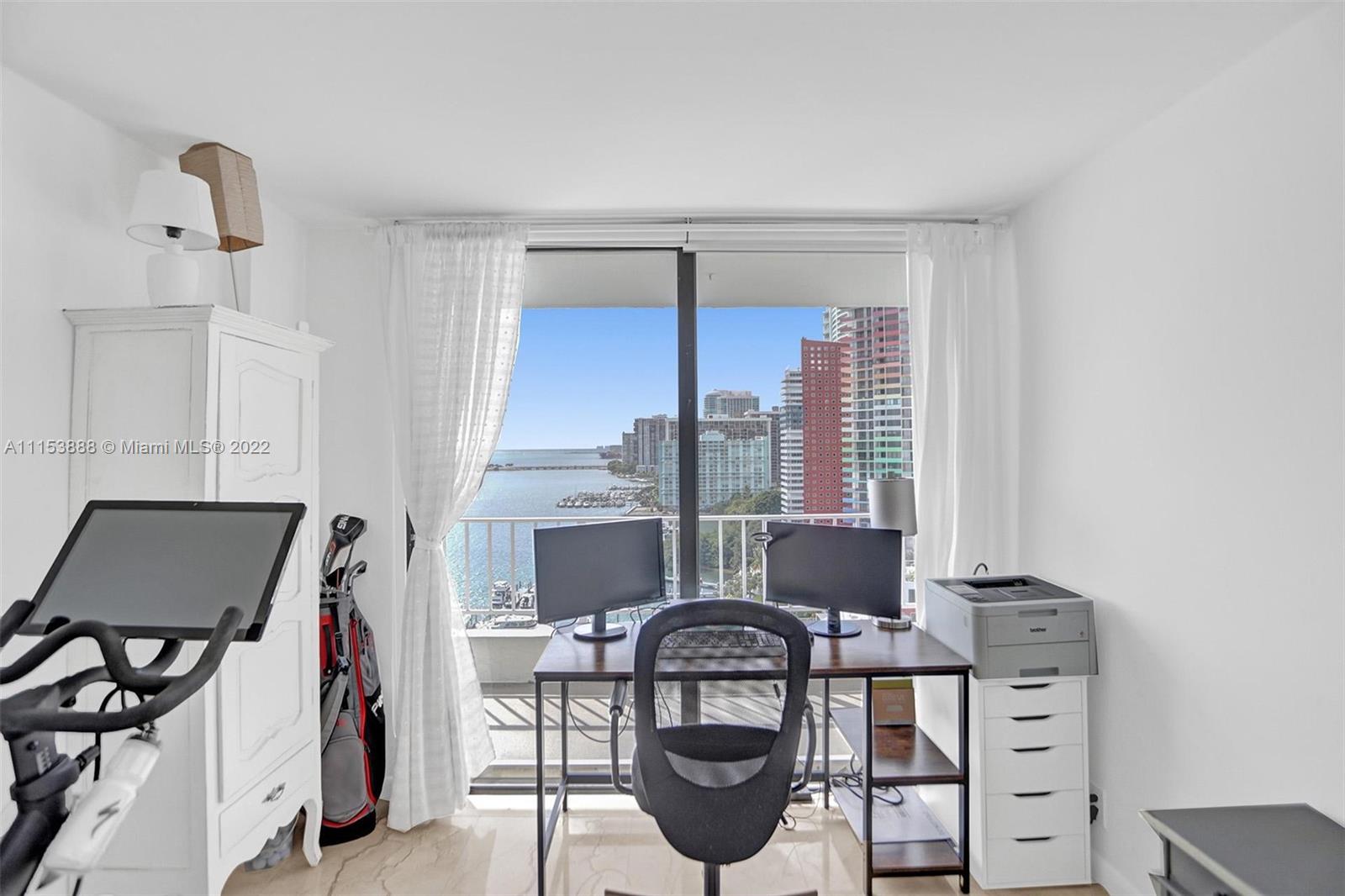 BRICKELL HARBOUR CONDO - Residential