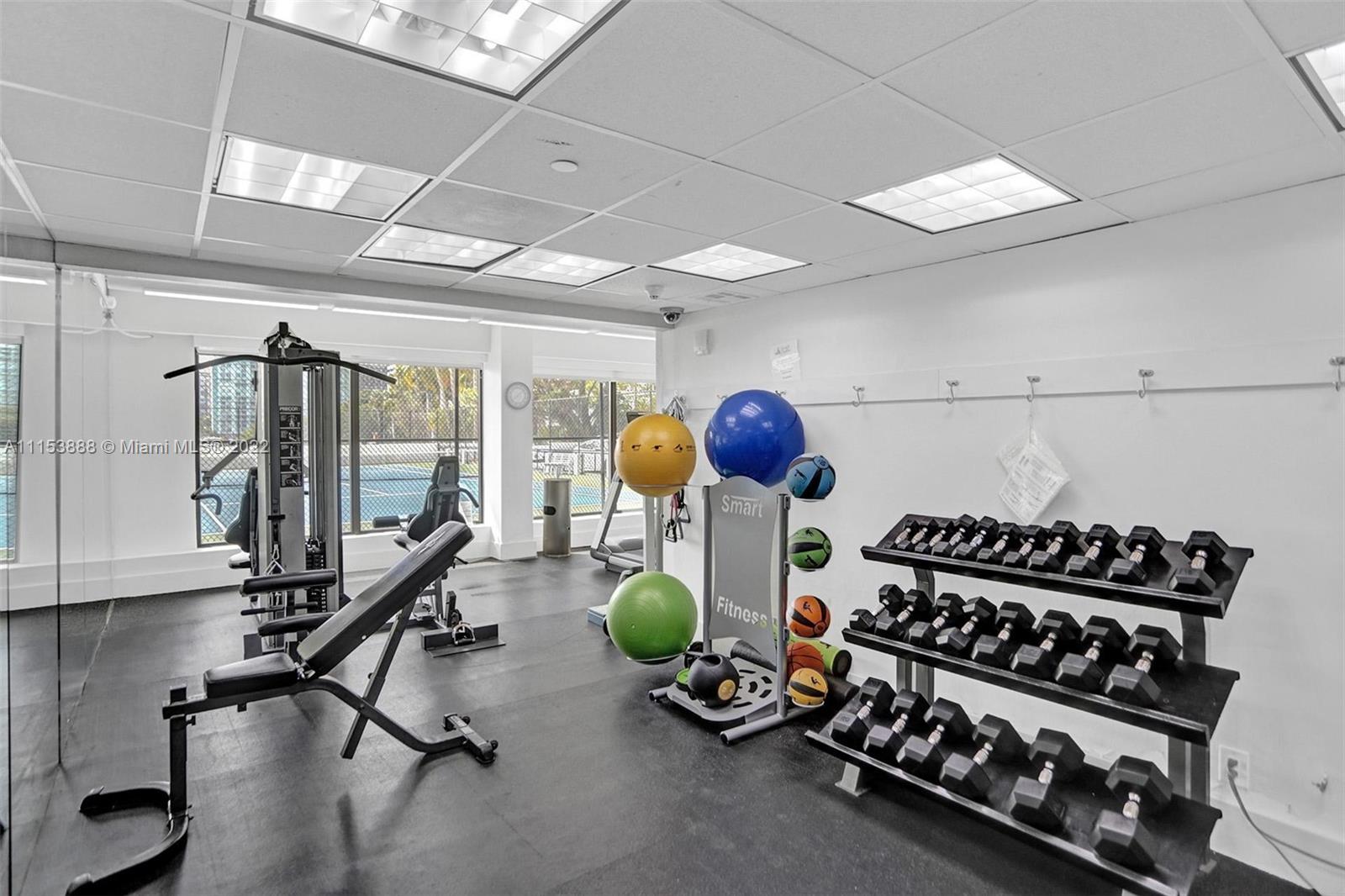 BRICKELL HARBOUR CONDO - Residential