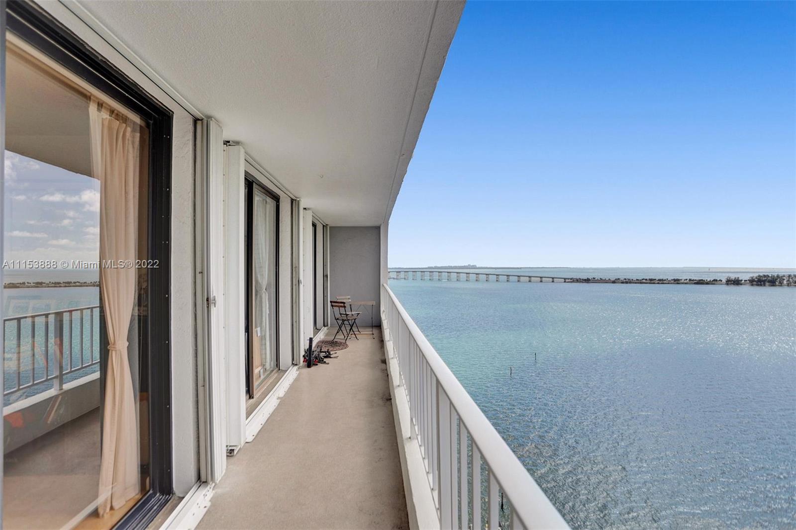 BRICKELL HARBOUR CONDO - Residential