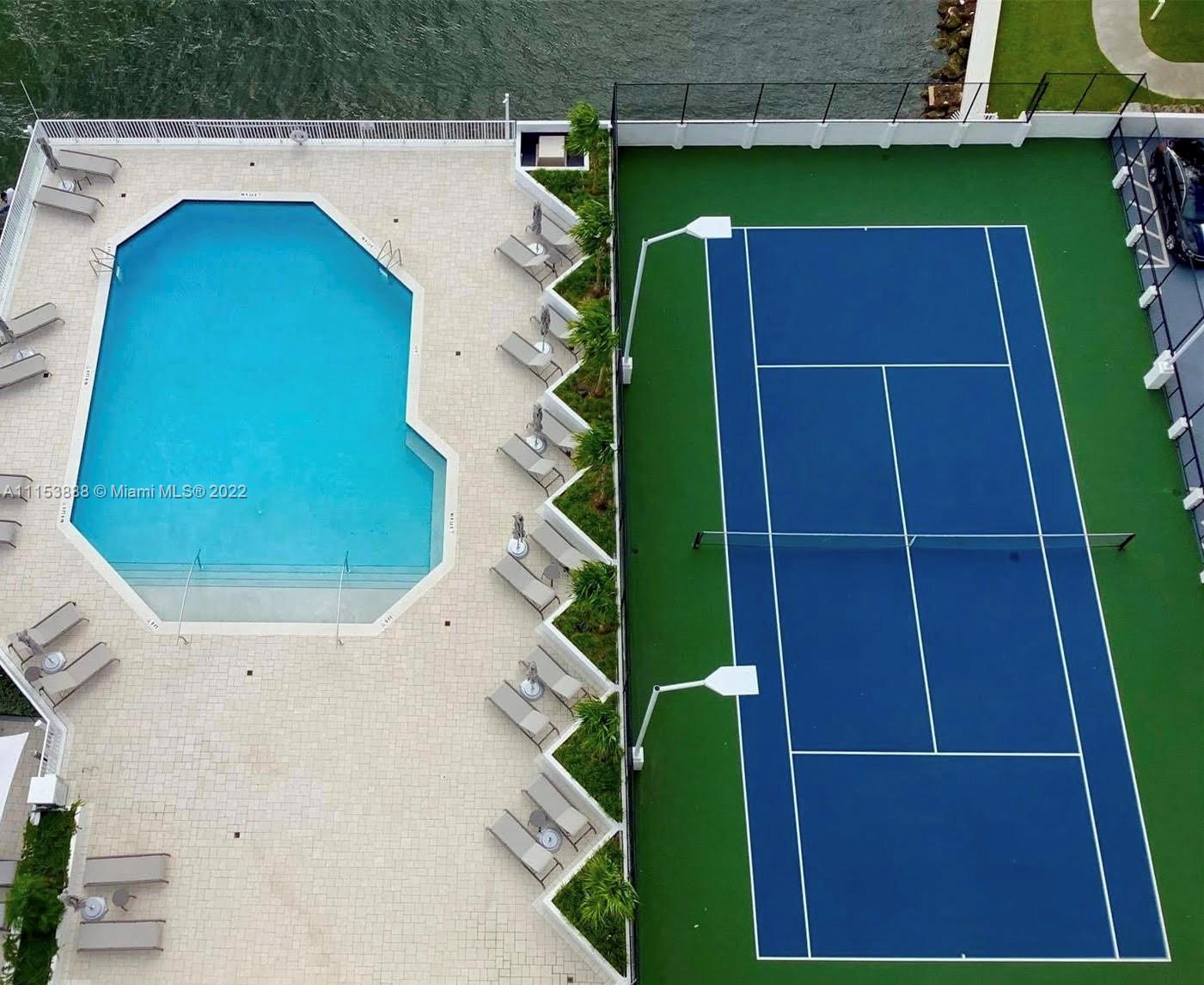 BRICKELL HARBOUR CONDO - Residential