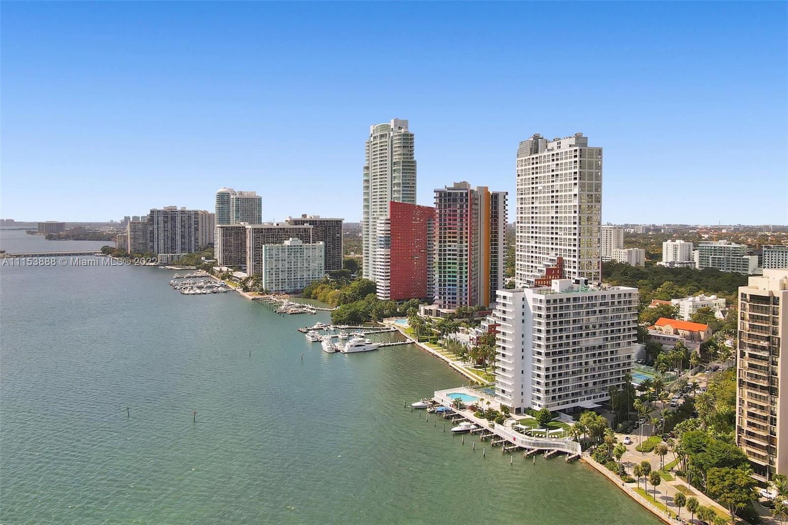 BRICKELL HARBOUR CONDO - Residential
