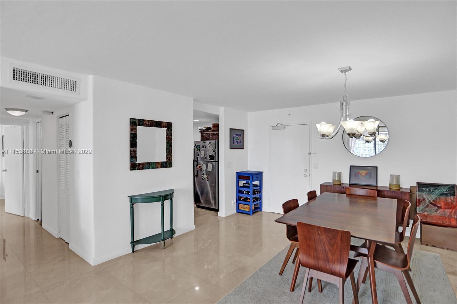 BRICKELL HARBOUR CONDO - Residential