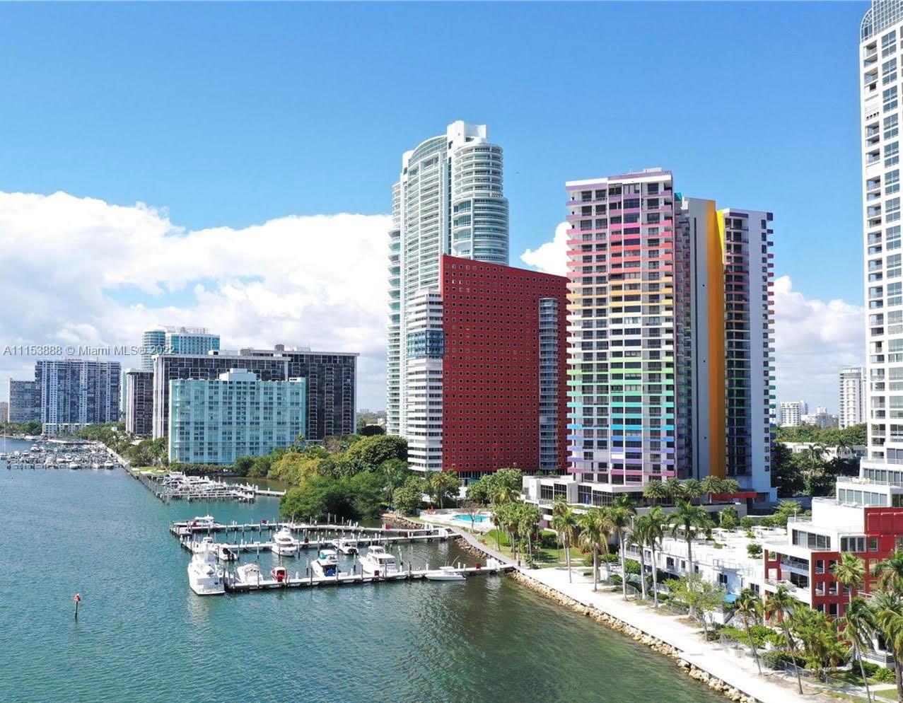 BRICKELL HARBOUR CONDO - Residential