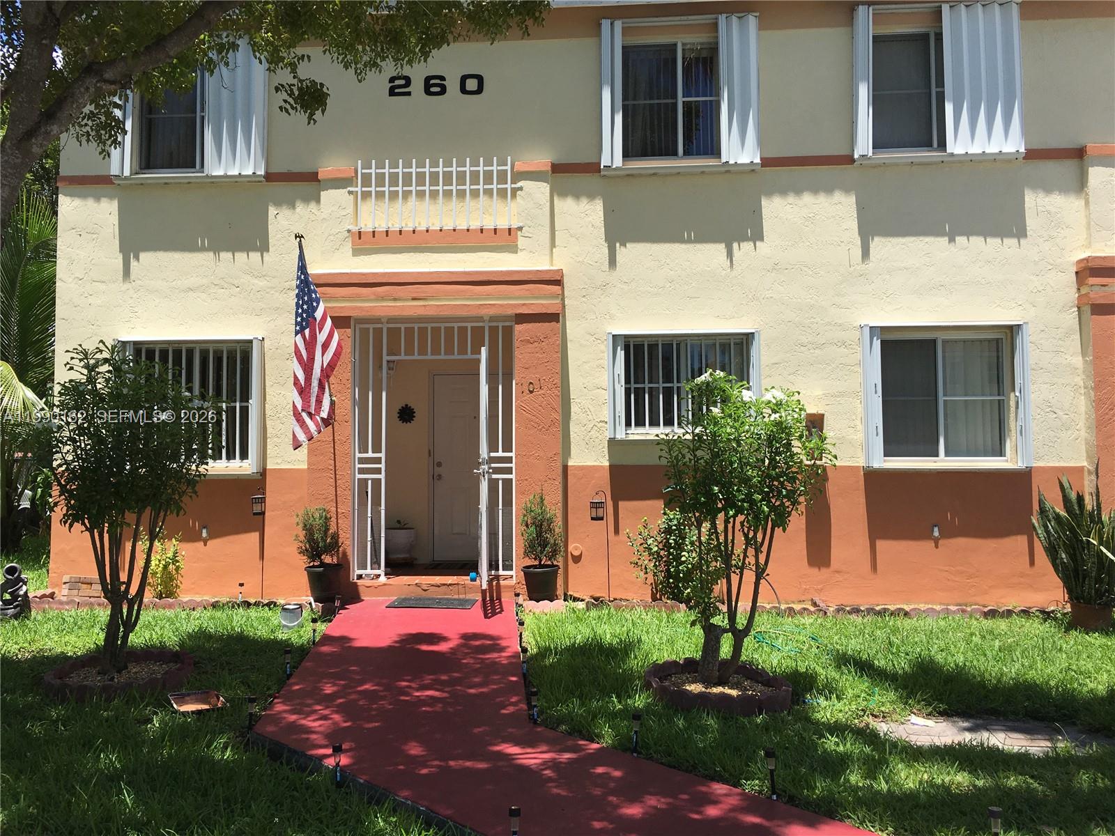VILLAS AT BRISTOL PARK CO - Residential
