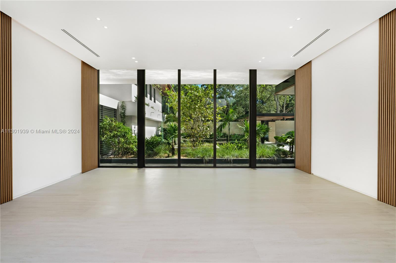 SNAPPER CREEK LAKES SUB - Residential