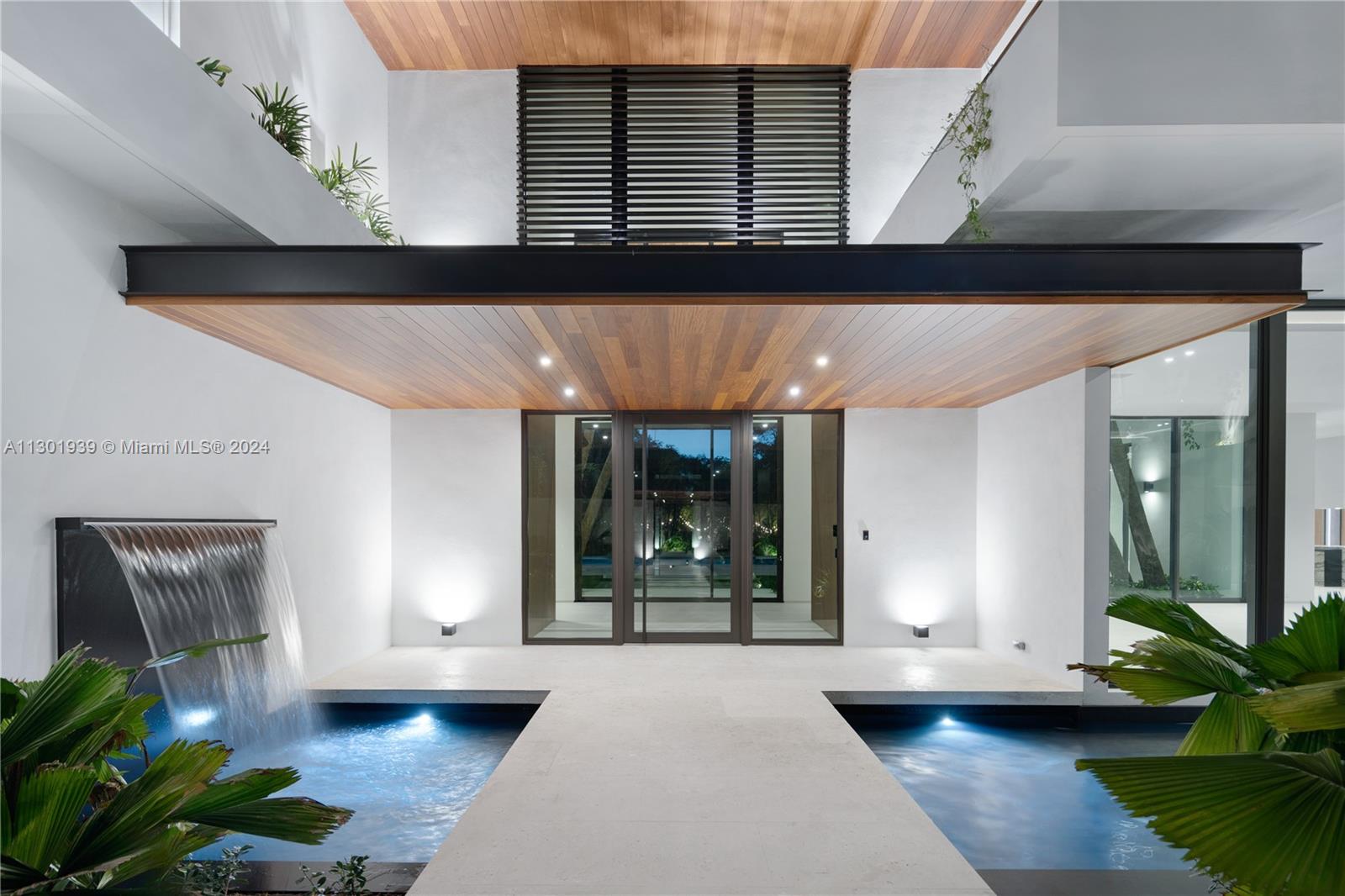 SNAPPER CREEK LAKES SUB - Residential