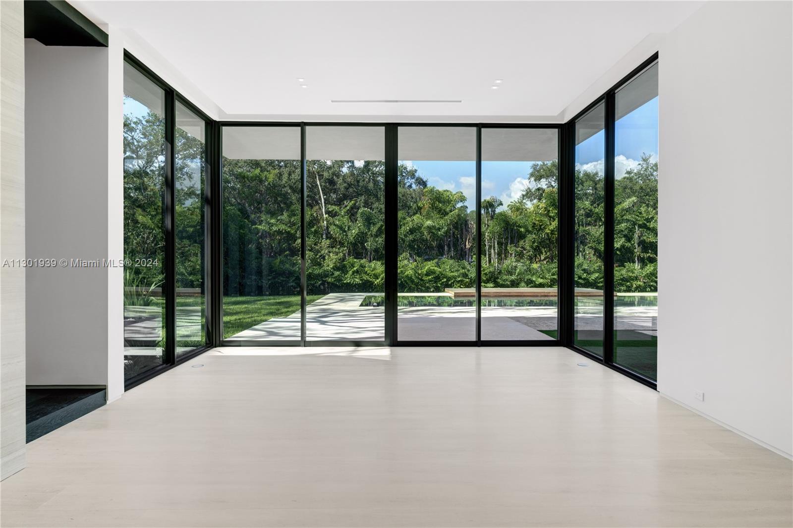 SNAPPER CREEK LAKES SUB - Residential