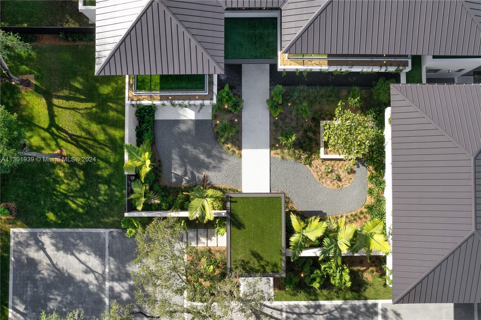 SNAPPER CREEK LAKES SUB - Residential