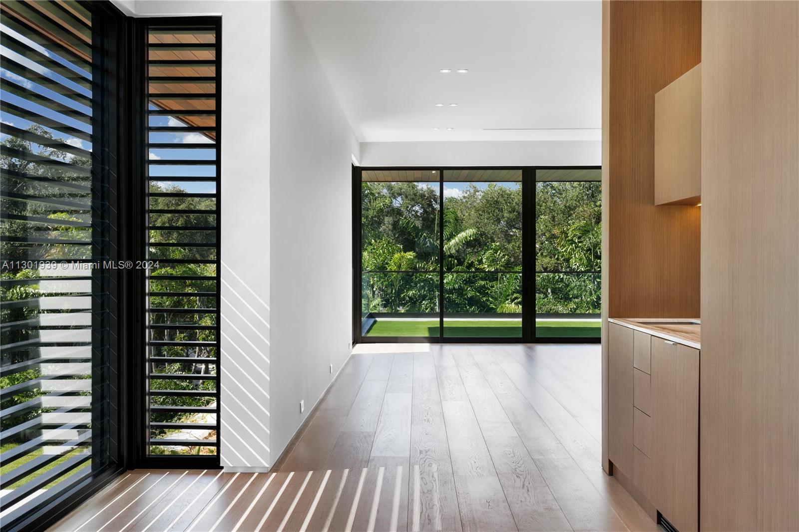 SNAPPER CREEK LAKES SUB - Residential