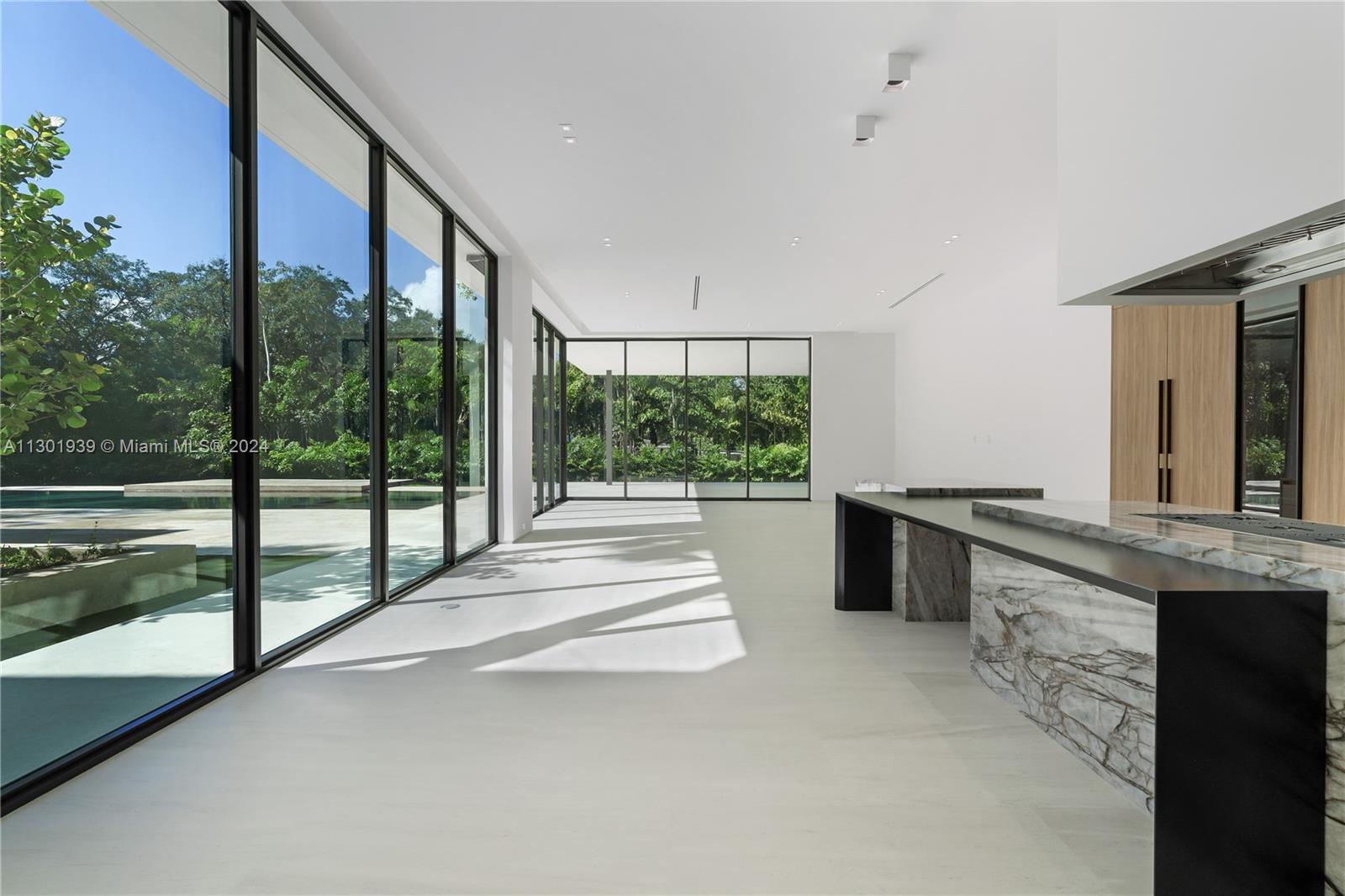 SNAPPER CREEK LAKES SUB - Residential