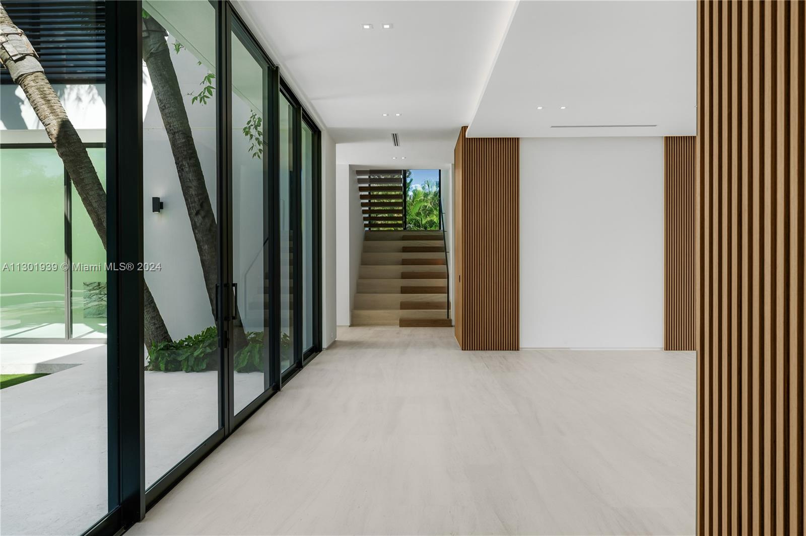 SNAPPER CREEK LAKES SUB - Residential