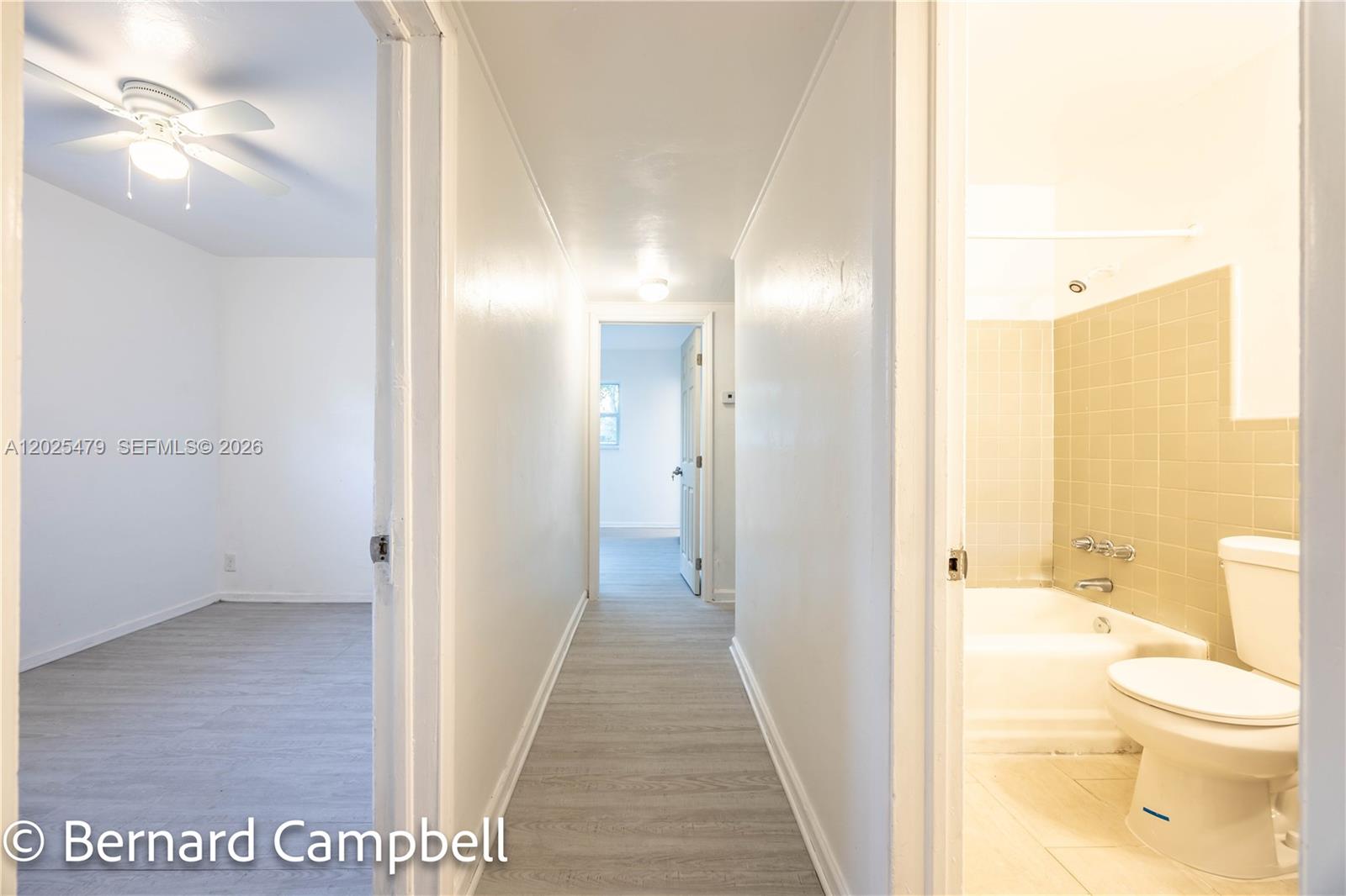 LAUDERDALE MANORS ADD - Residential
