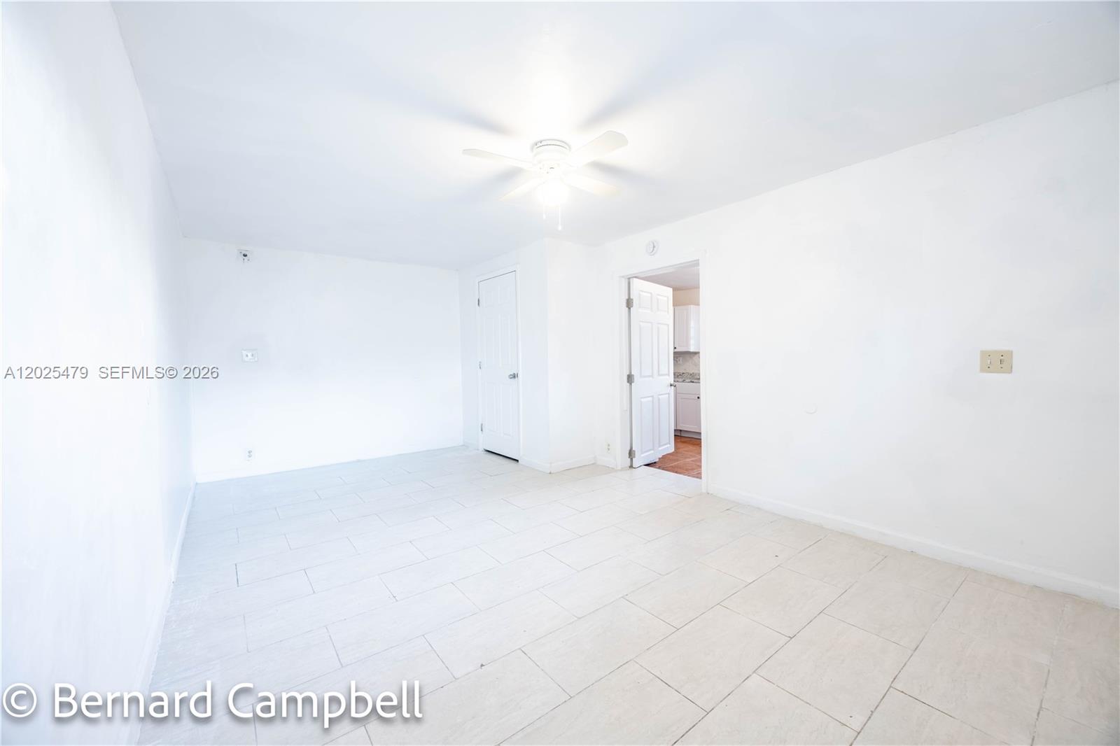 LAUDERDALE MANORS ADD - Residential