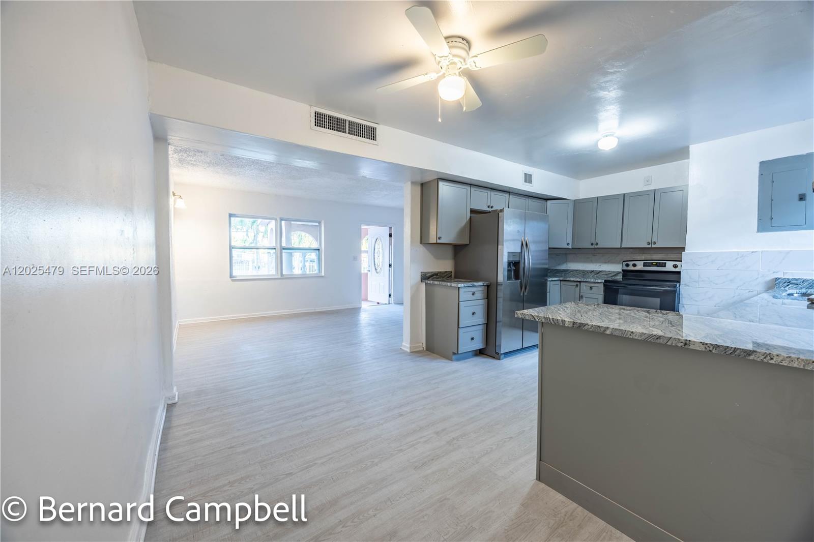 LAUDERDALE MANORS ADD - Residential