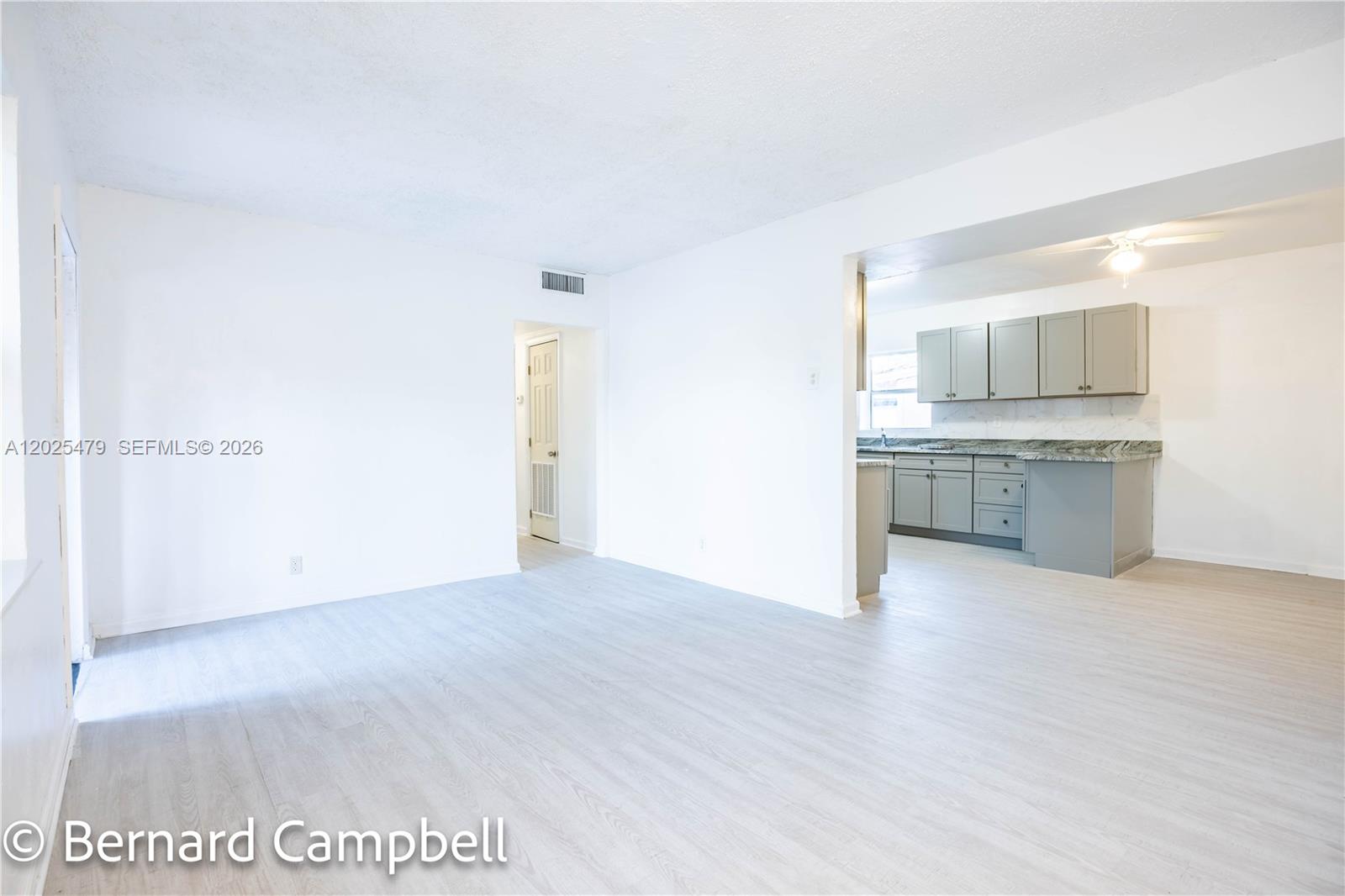 LAUDERDALE MANORS ADD - Residential