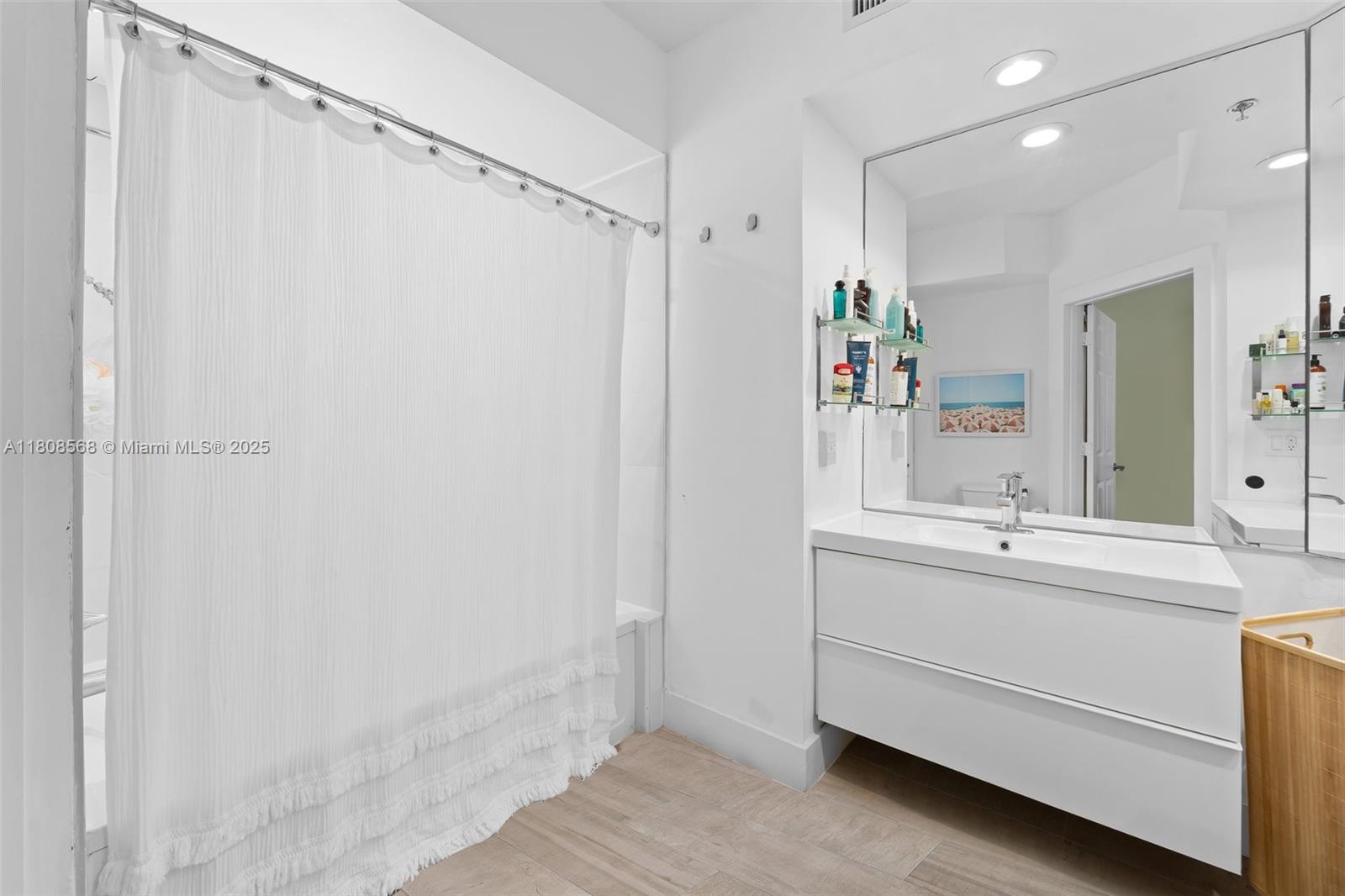 VILLAGE BY THE BAY CONDO - Residential