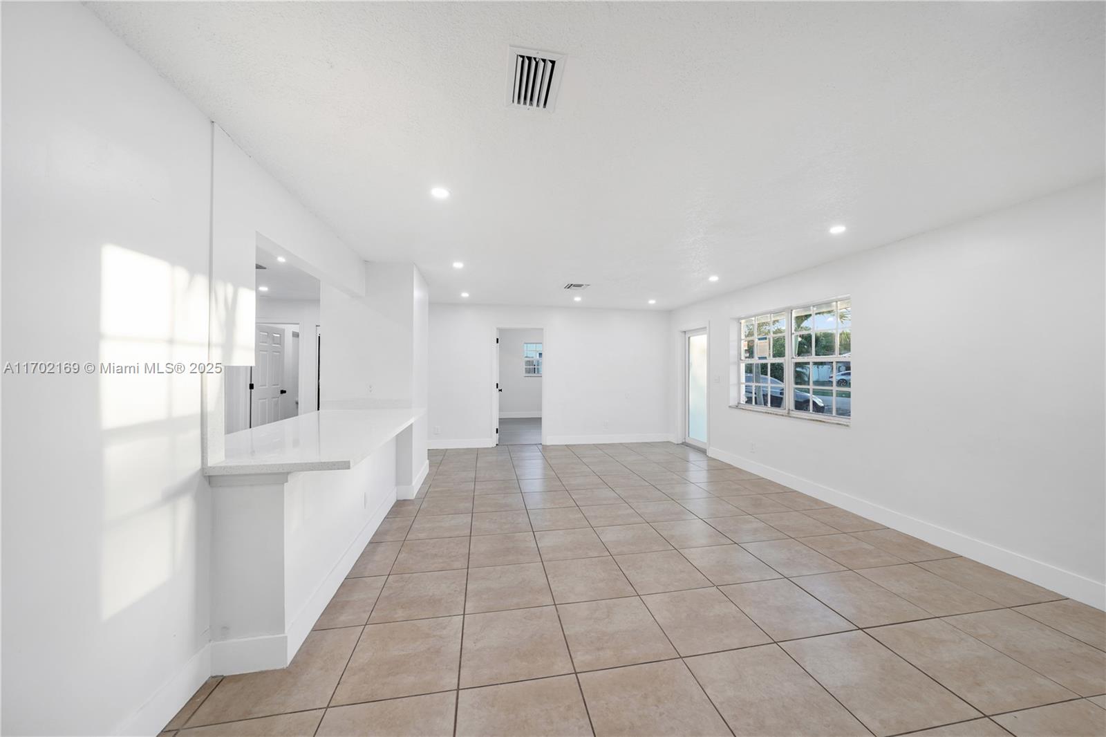 SOUTHGATE FIFTH ADD - Residential Lease