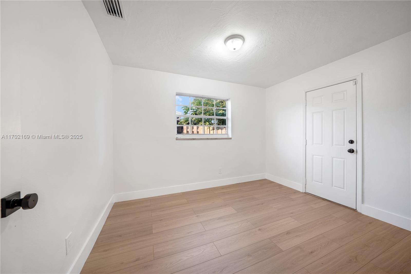 SOUTHGATE FIFTH ADD - Residential Lease