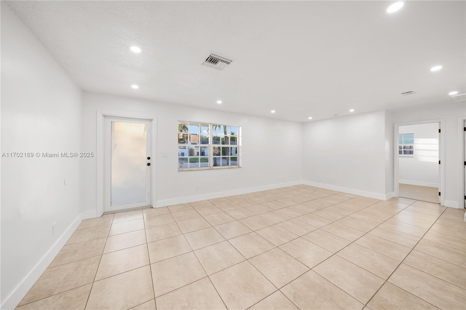 SOUTHGATE FIFTH ADD - Residential Lease