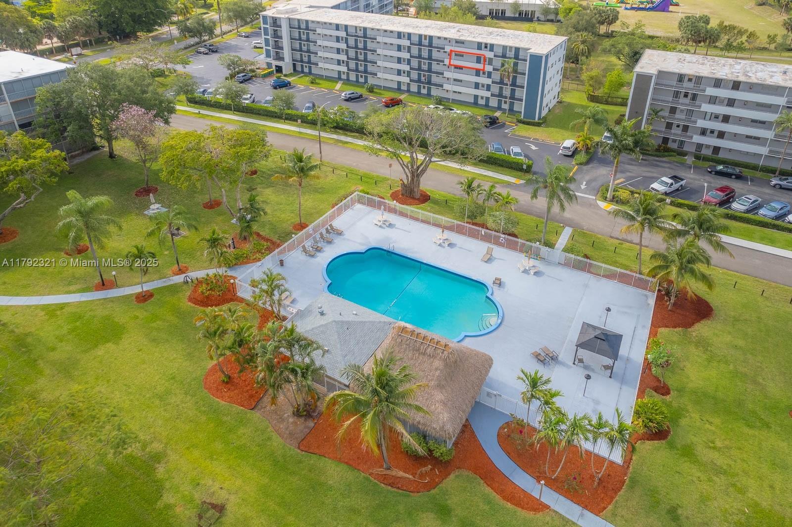 HILLCREST COUNTRY CLUB NO - Residential
