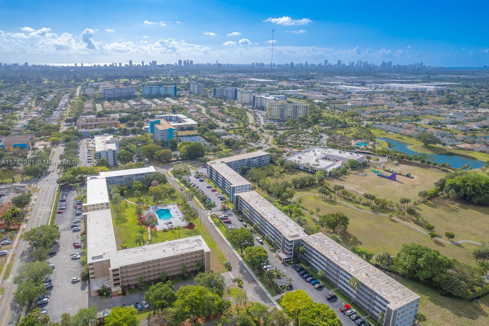 HILLCREST COUNTRY CLUB NO - Residential