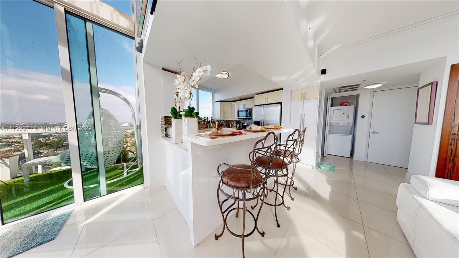 TERRAZAS RIVERPARK VILLAG - Residential
