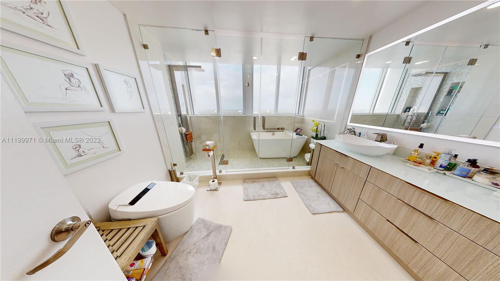 TERRAZAS RIVERPARK VILLAG - Residential